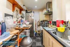 Kitchen- click for photo gallery